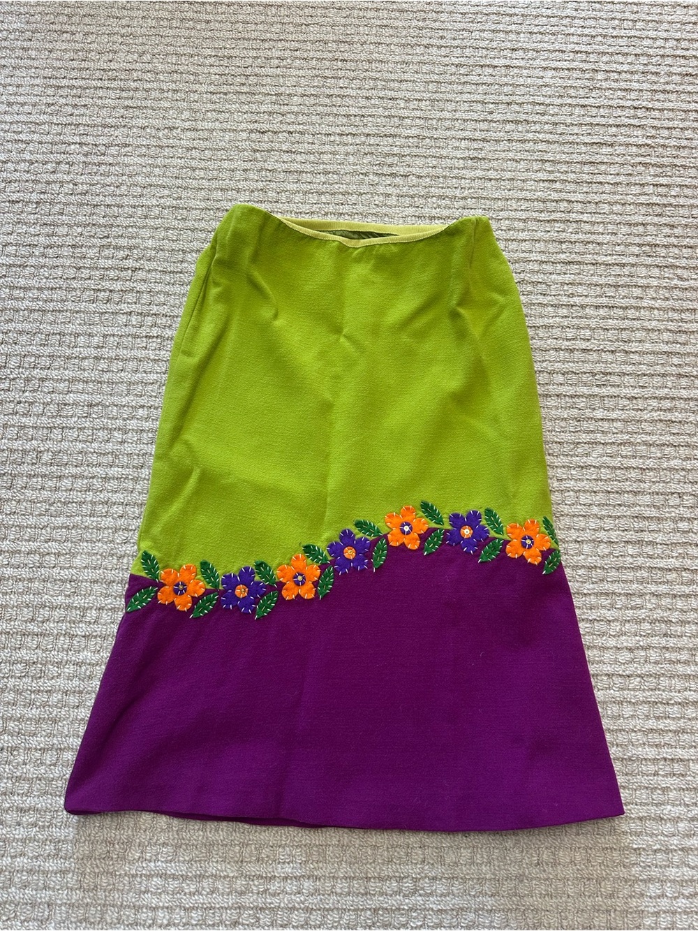 Moschino Vintage 90s Purple & Green Wool Blend Flower Sequins Midi Skirt Sz 4